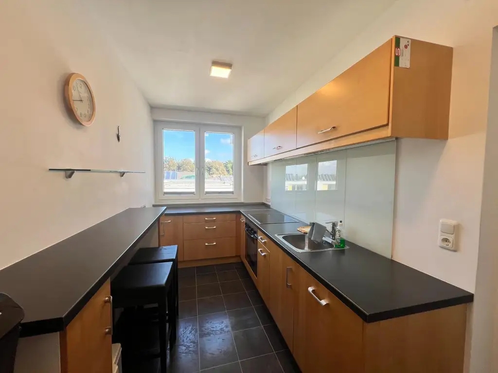 Großzügige 3-Zimmer-Wohnung mit Loggia in zentrumsnaher Lage
