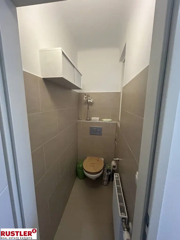 Moderne 2-Zimmer-Dachgeschosswohnung – Erstbezug nach hochwertiger Renovierung