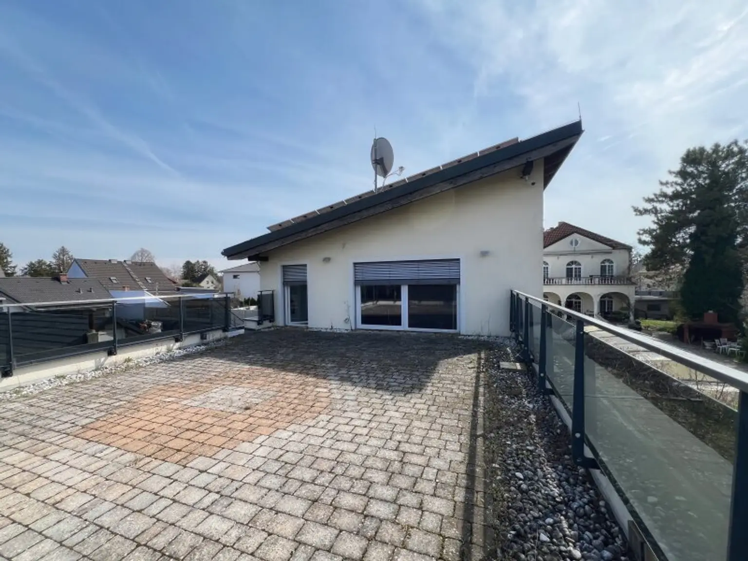 Terrasse Bürogebäude