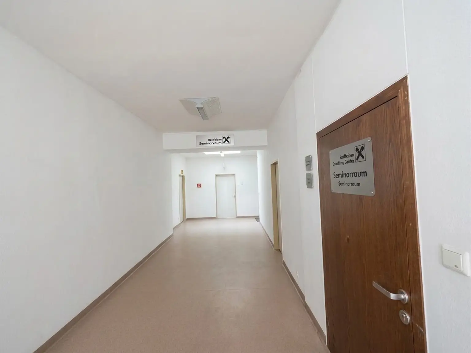 Gangbereich zum Büro
