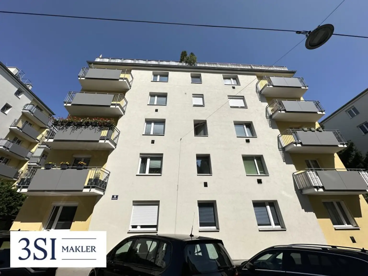 Sanierungsbedürftige 4-Zimmer-Wohnung mit Freiflächen - in Top-Lage des 19. Bezirks