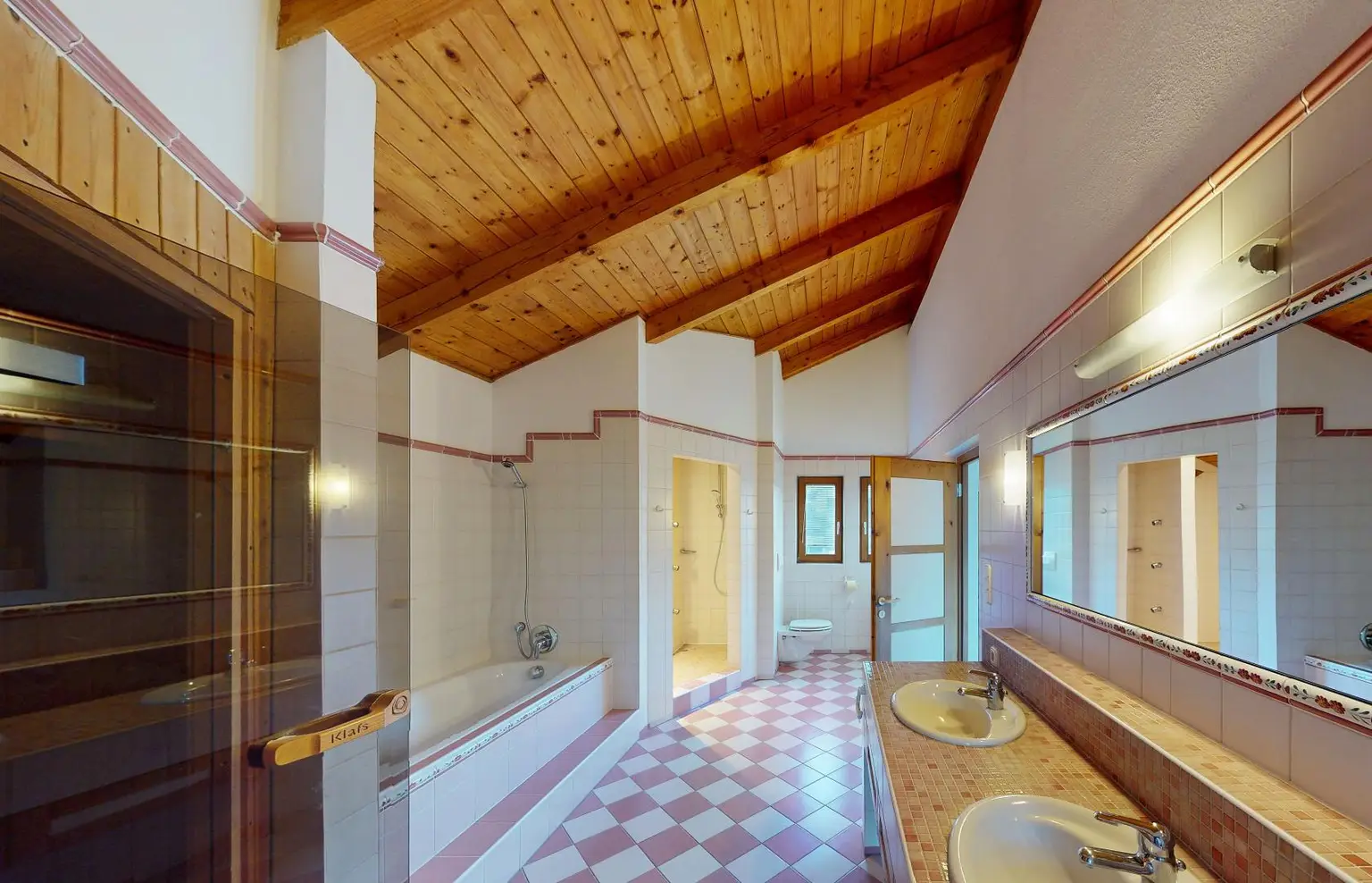 Zams - Haus - Badezimmer