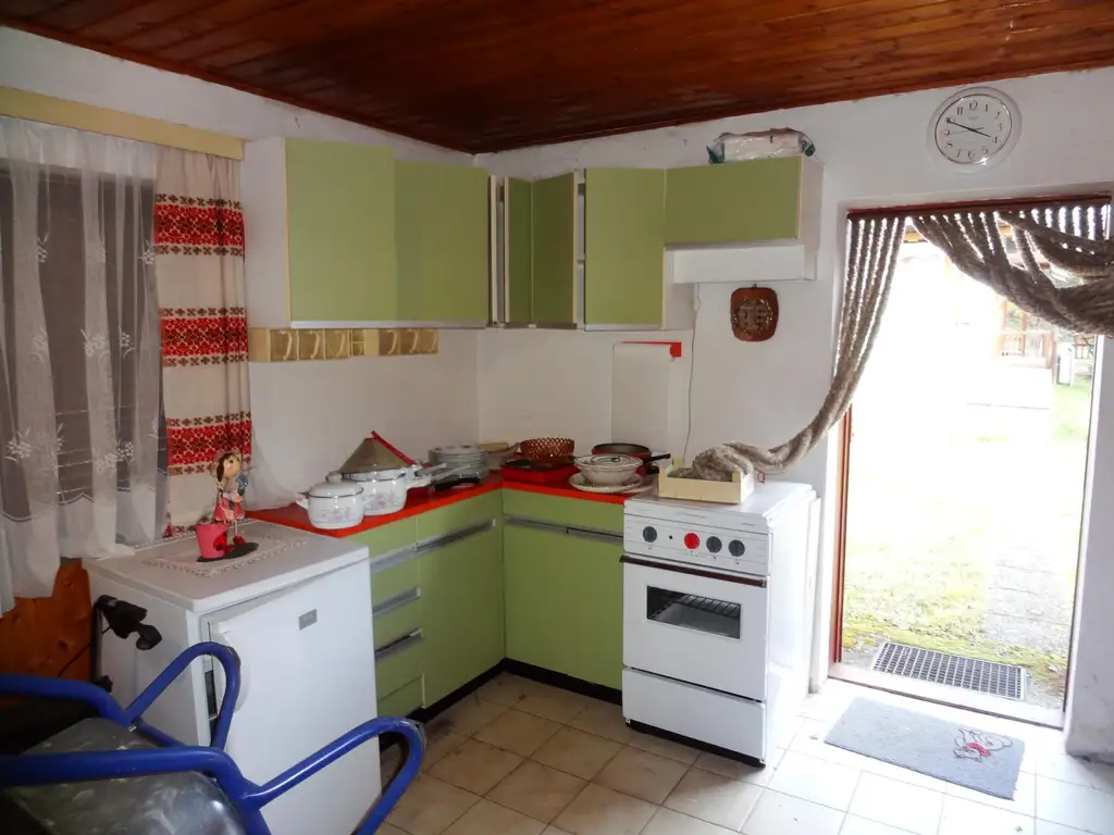 Einfamilienhaus mit Vollkeller in ruhiger Lage !