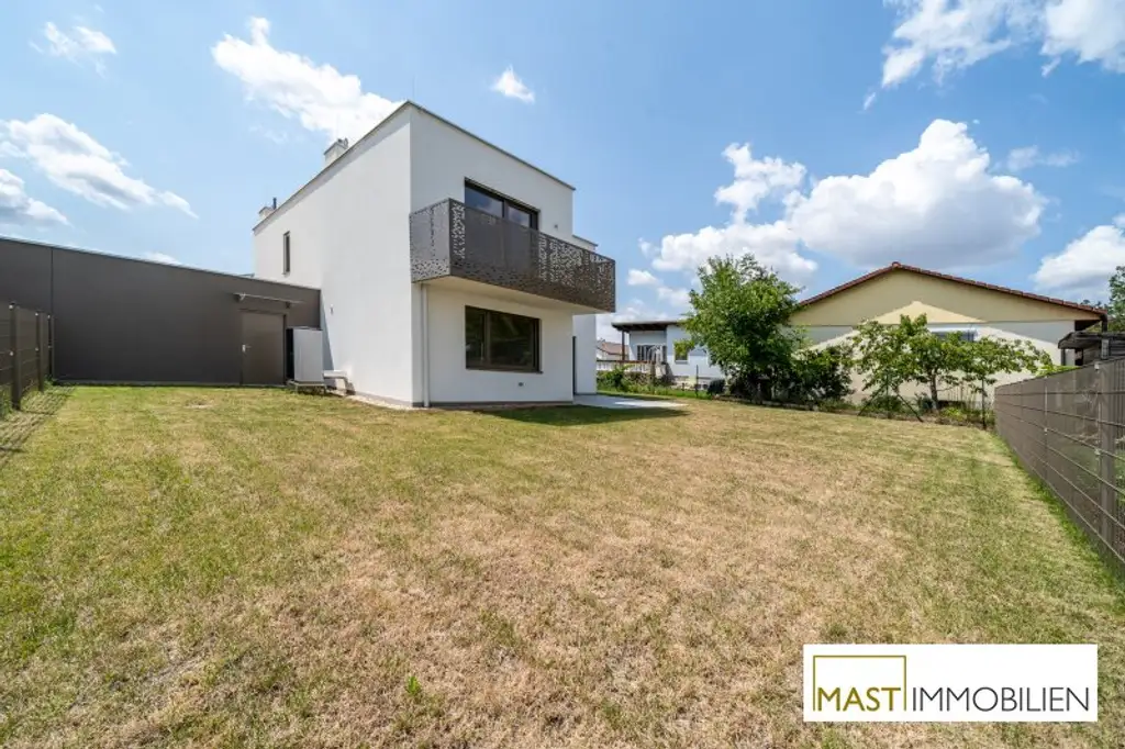 Exklusives 5-Zimmer Einfamilienhaus mit traumhaftem Garten