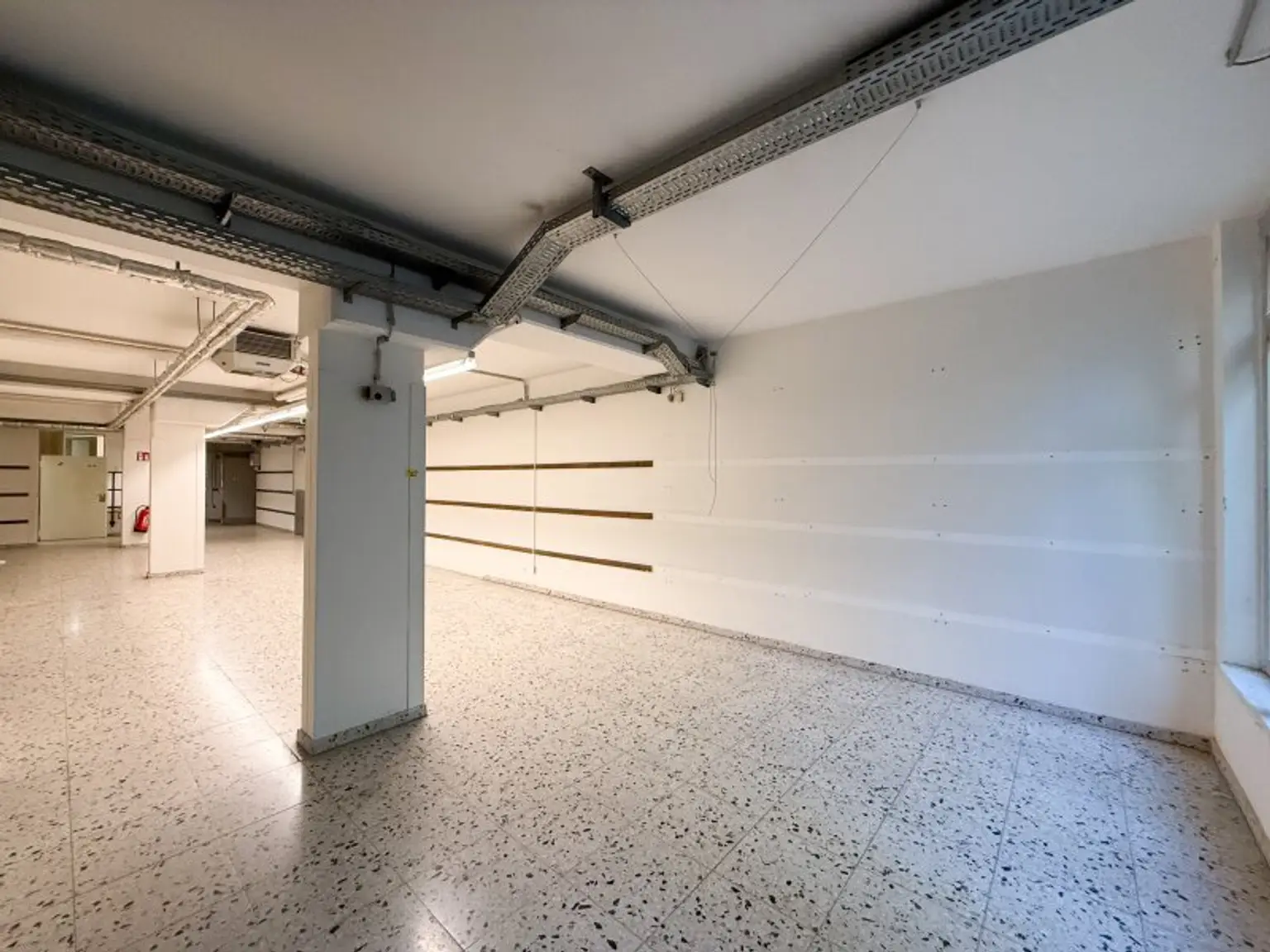 Attraktive Geschäftsfläche in gut frequentierter Lage – Ziegelofengasse, 1050 Wien