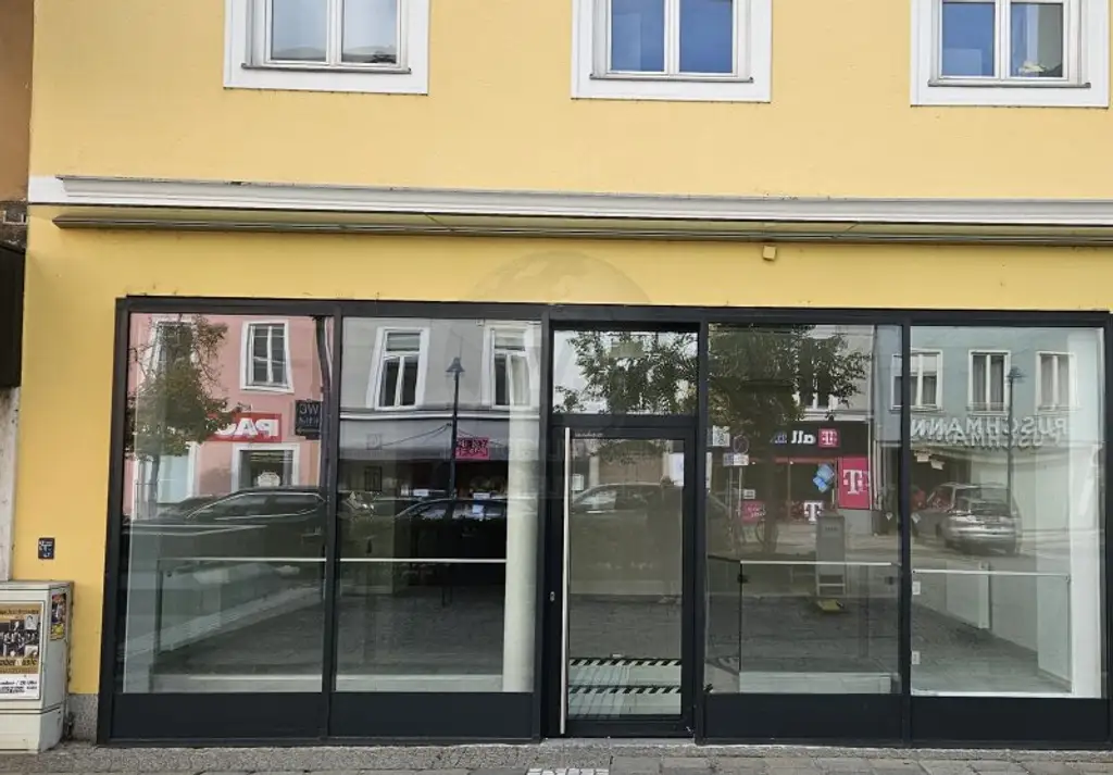 Top Geschäftsfläche / Praxis in bester Lage im Zentrum von Wels – langfristig zu mieten