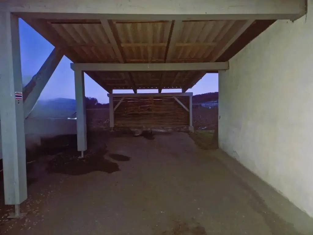 Golfer und Thermenliebhaber aufgepasst! Entzückende ruhige Terrassenwohnung mit Reihenhauscharakter.