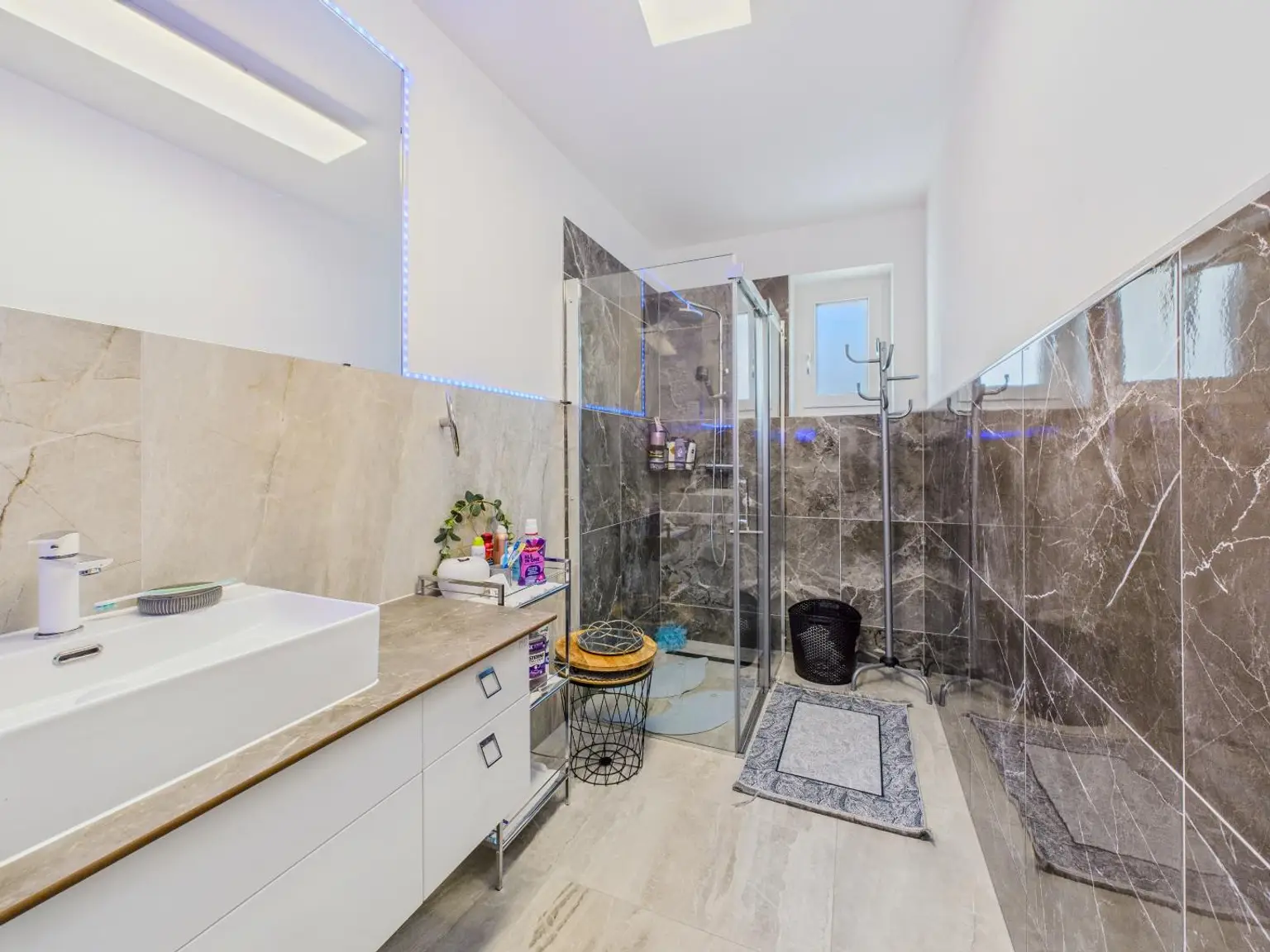 Badezimmer OG 1