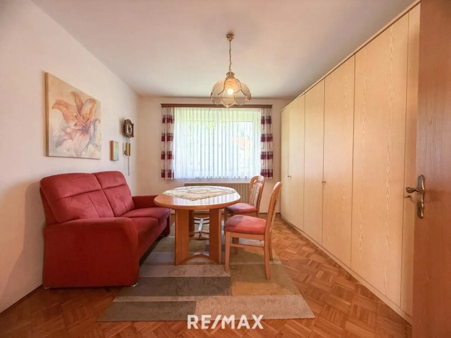 *** Gemeinschaftsprojekt oder Investment? Zwei Häuser, sechs Stellplätze, großes Grundstück in Toplage! ***