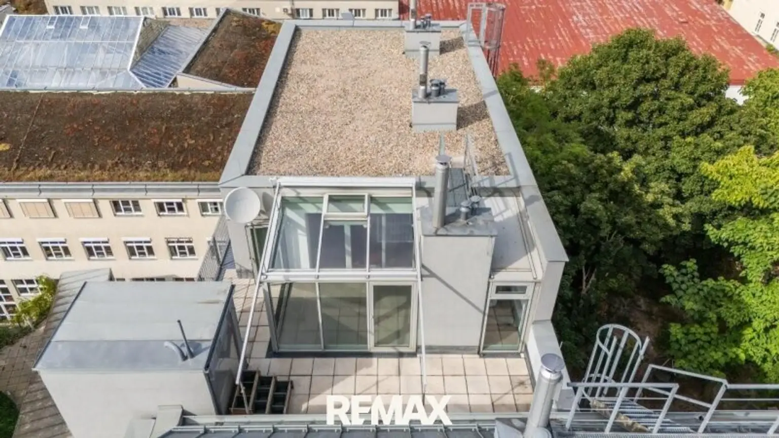 31 Penthouse Draufblick 1210