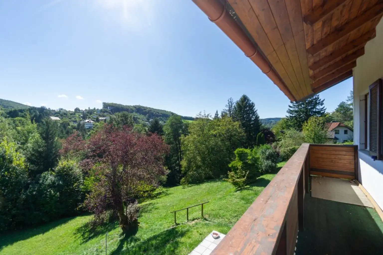 Einfamilienhaus auf sonnigem Doppelgrundstück in fabelhafter Aussichtslage