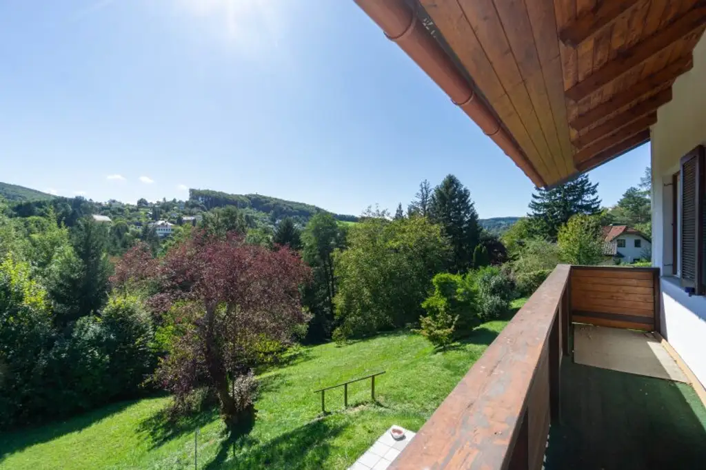 Einfamilienhaus auf sonnigem Doppelgrundstück in fabelhafter Aussichtslage