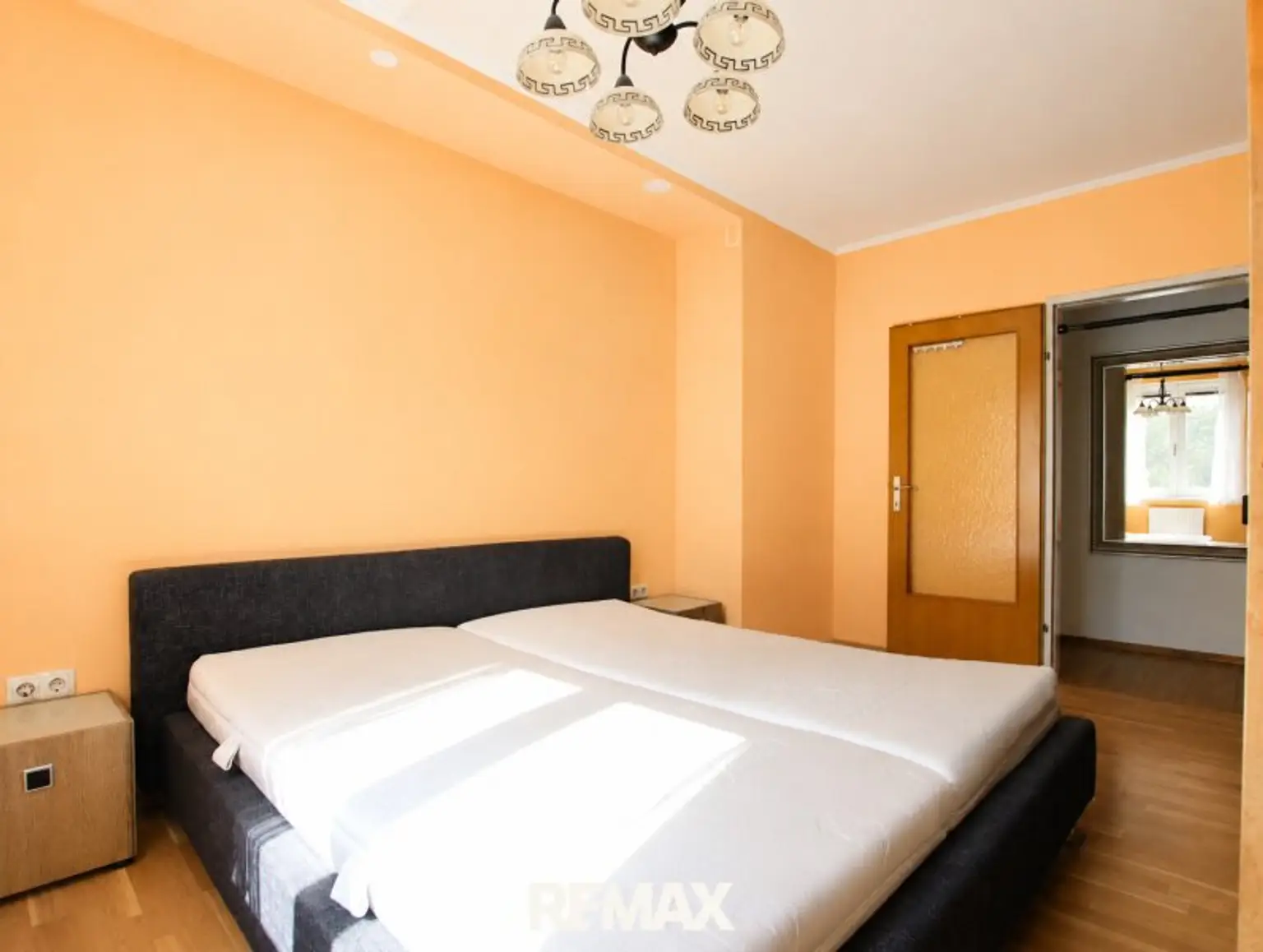 Schlafzimmer 2