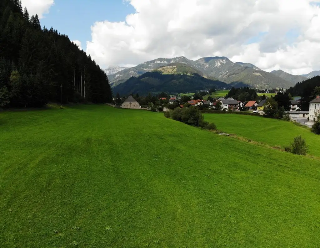 Attraktives Grundstück in Zentrumsnähe von Thörl - Ideal für Wohnbauprojekte oder Parzellierung