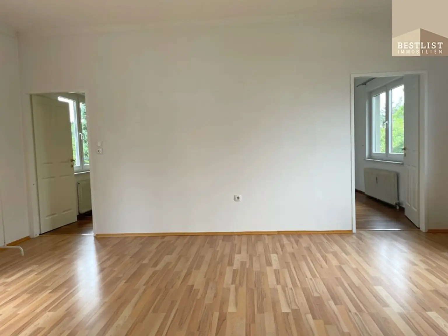 Terrassenwohnung - 3 Schlafzimmer  Geräumig, Günstig Selten