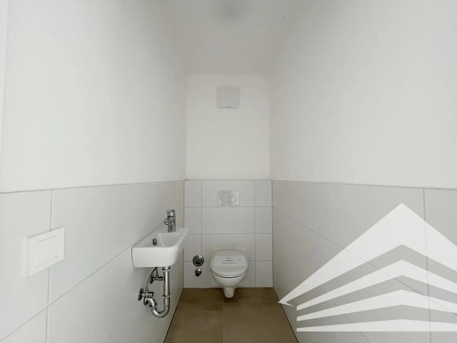 Hochwertig ausgestattete 3-Zimmer Wohnung mit großem Balkon in Puchenau!