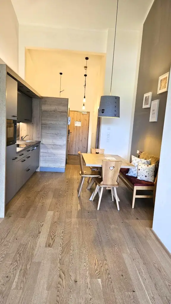 Perfekt aufgeteile kleine Penthouse Wohnung
