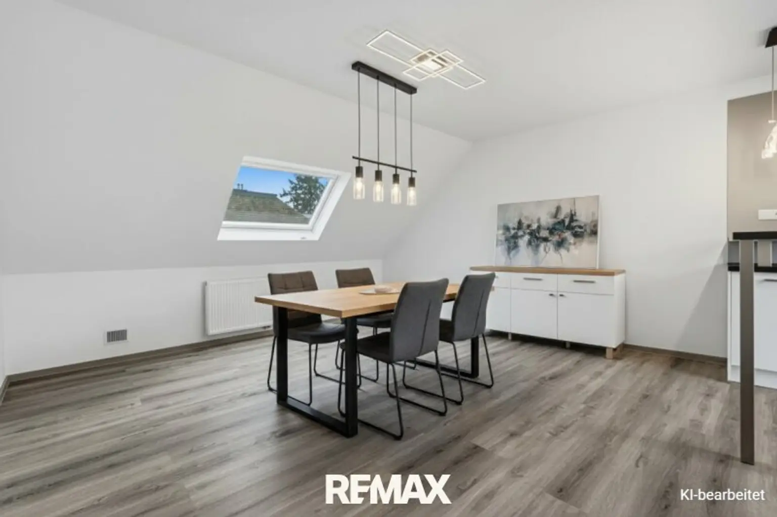 Wohnzimmer/Wohnküche KI bearbeitet