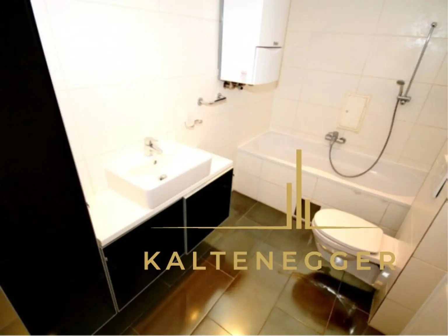 Helle 3-Zimmer-Wohnung mit Lift im Herzen der Innenstadt