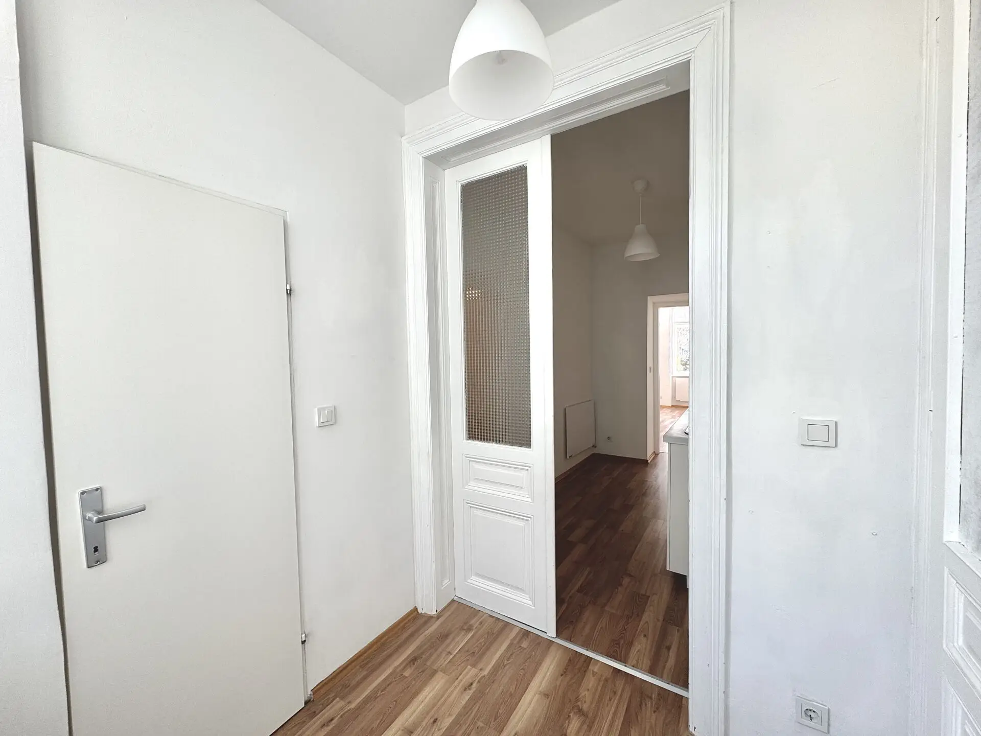 20251118_102834732_iOS