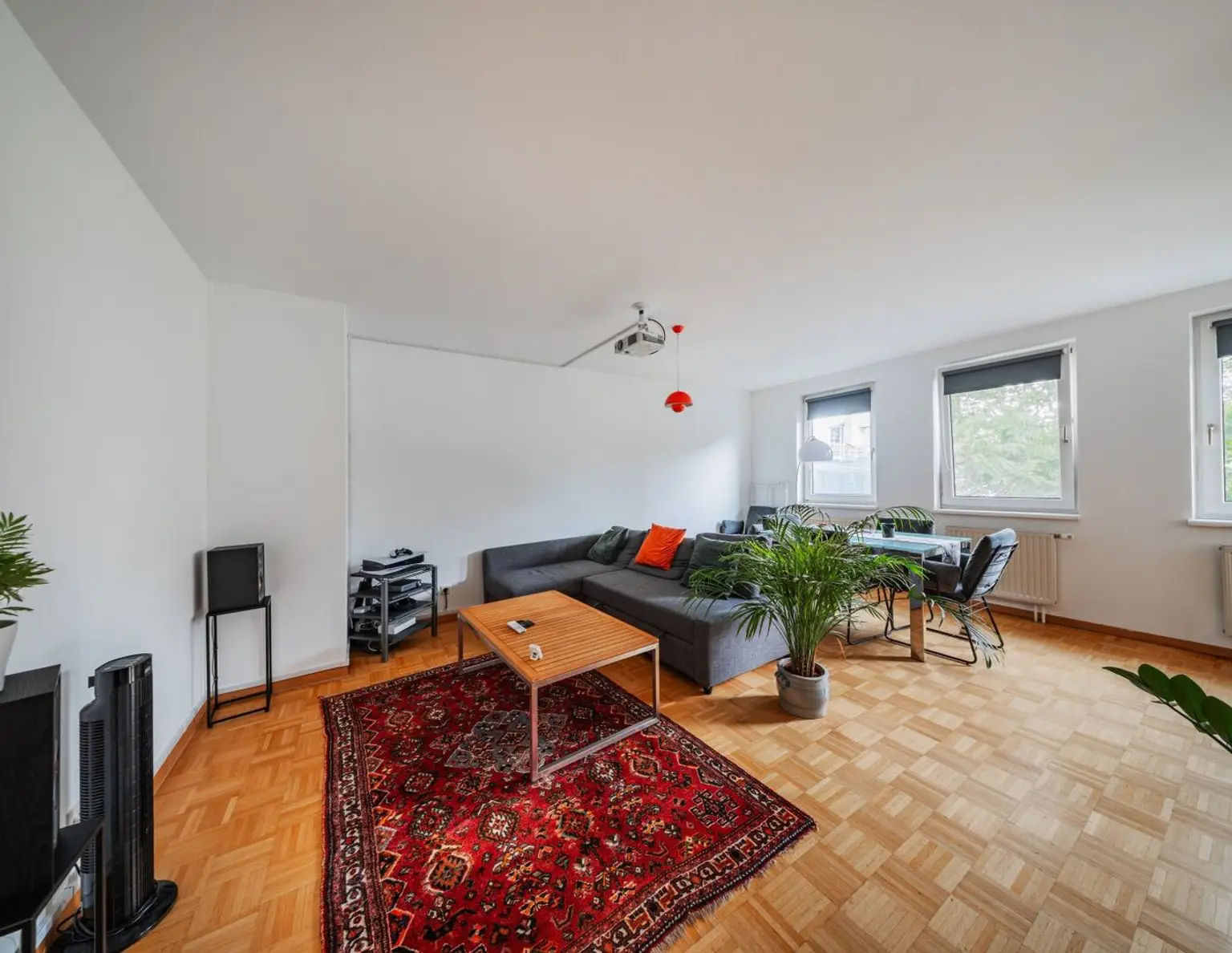 Jetzt investieren - später selbst verwirklichen: Maisonette mit Weitblick, Balkon & Wertsteigerungspotenzial im Herzen von Wieden