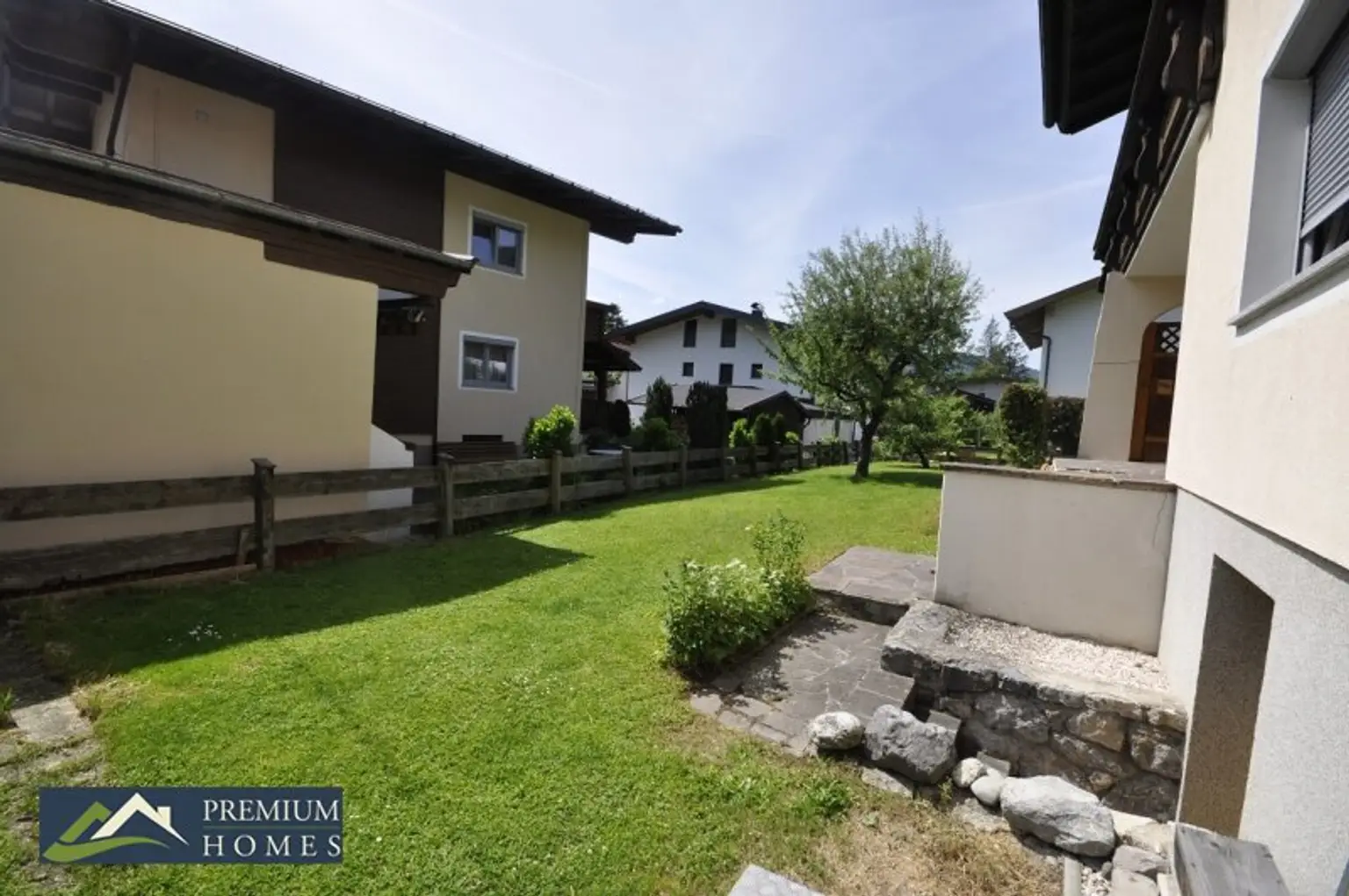 BREITENBACH am Inn - Gartenzugang aus Waschraum