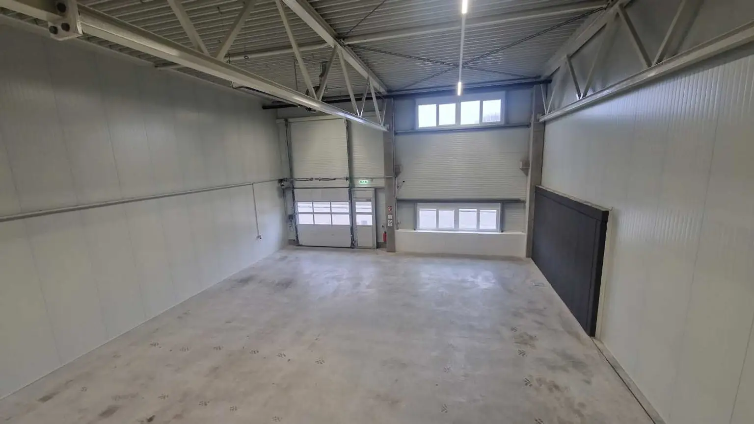 Flexiparks Wien Nord | hochmoderne Gewerbehallen zu mieten