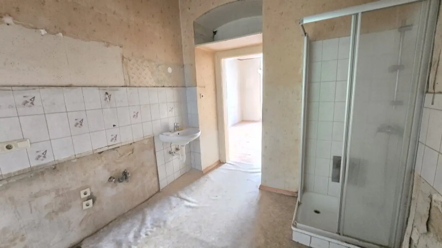 Unsaniert, ein Zimmer- Wohnung, Messe Prater U2