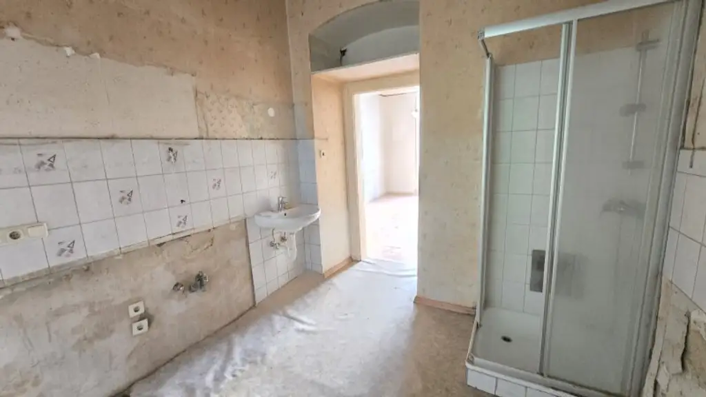 Unsaniert, ein Zimmer- Wohnung, Messe Prater U2