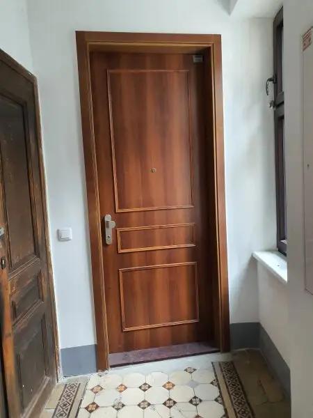 ERSTBEZUG Top sanierter Altbau nähe Meidlinger Hauptstraße 3. Liftstock