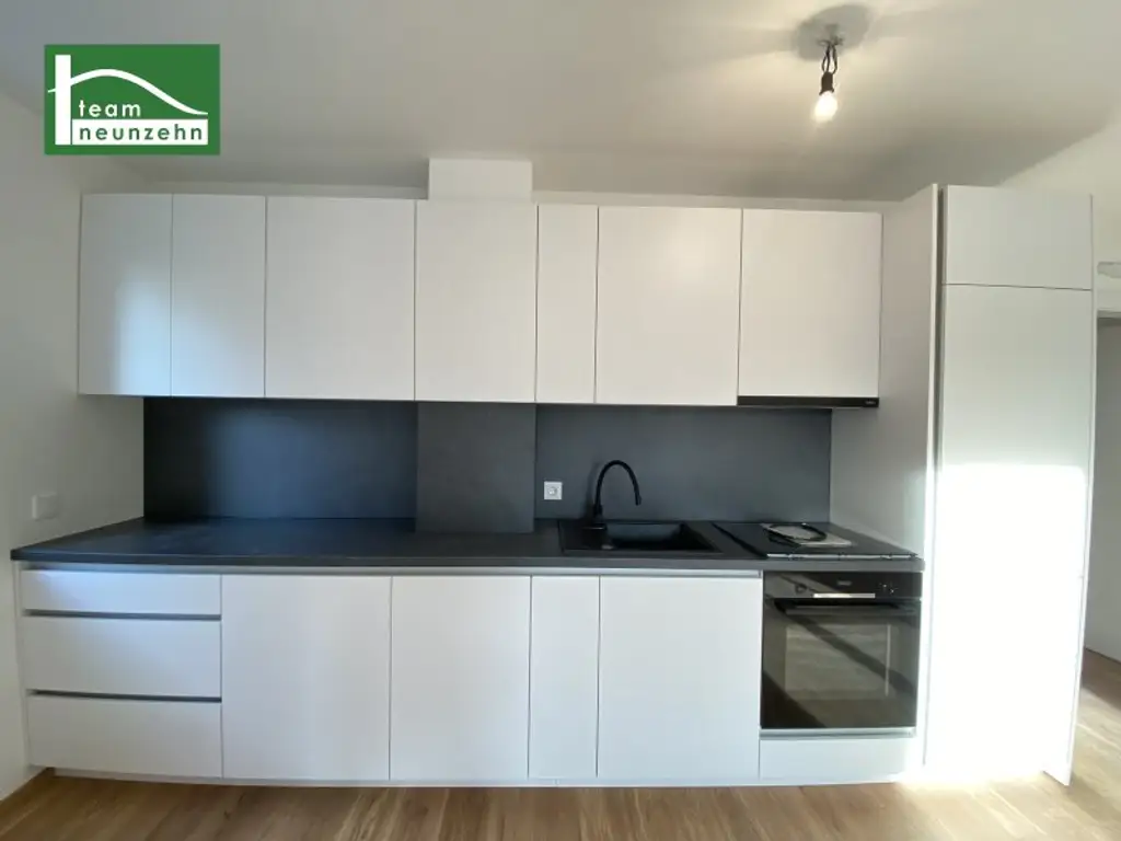Modernes Wohnen in Eßlinger Grünruhelage-Idyll - Große Zimmer, hochwertige Ausstattung und Luftwärmepumpe!