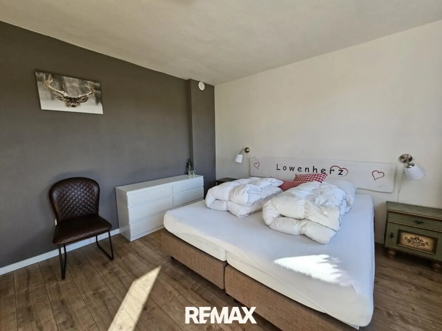 Einrichtungsbeispiel Schlafzimmer