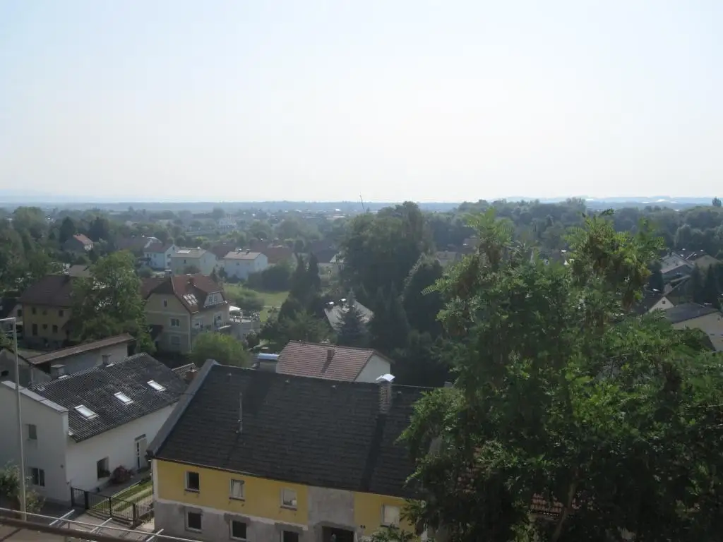 Moderne Stadtvilla mit toller Aussicht in Enns zu mieten!