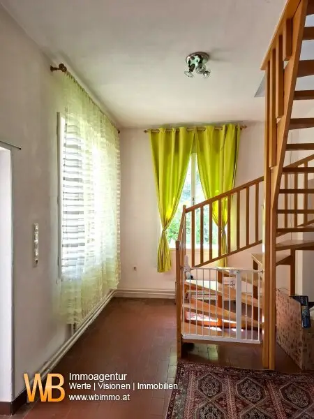 Beste Lage Neusiedl am See: 3 Terrassen, 10 Zimmer, 230m² Wohnfläche, Garten & Seeblick