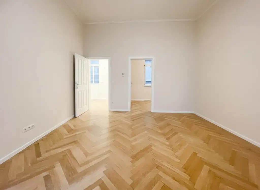 Hofseitige wunderschön sanierte 2-Zimmer-Altbauwohnung – Ruhe & perfekte Aufteilung