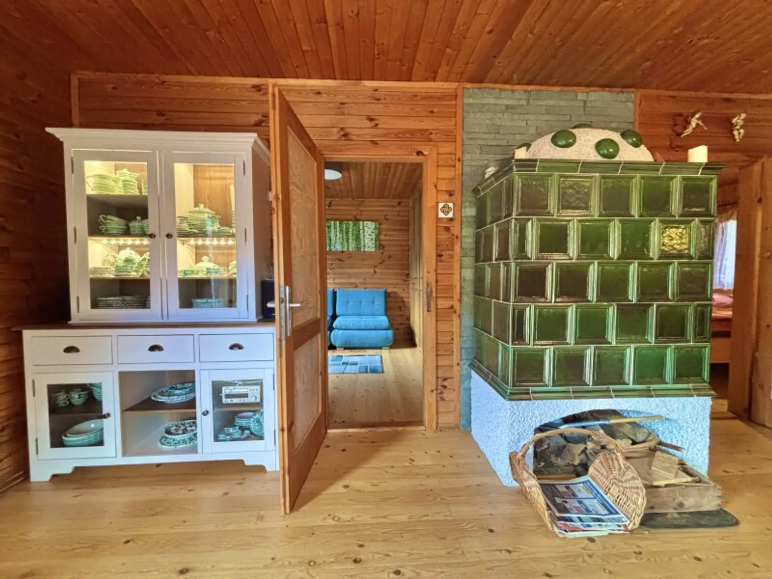 Berghütte am Fuße des Skilifts | Wandern im Sommer, Skifahren im Winter | Zirbenholz-Ausstattung | Kaminofen