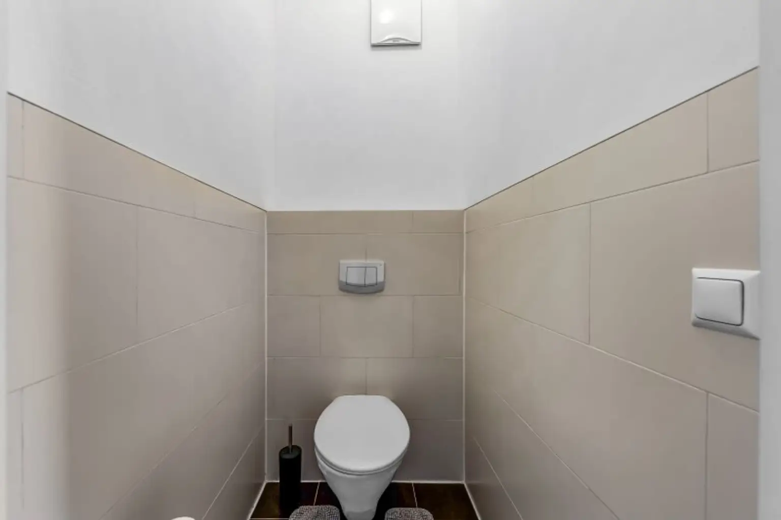 Charmante 3-Zimmer-Dachgeschosswohnung mit Terrasse und Bergblick in Klagenfurt!