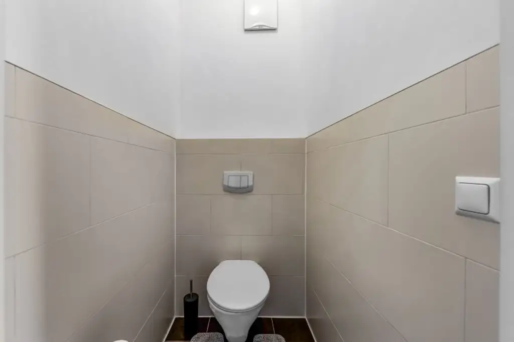 Charmante 3-Zimmer-Dachgeschosswohnung mit Terrasse und Bergblick in Klagenfurt!