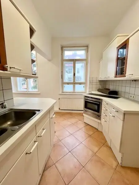 Charmante 147m2 Altbau-Maisonette in Gersthof – 4 Zimmer, Terrasse & idyllischer Allgemeingarten!