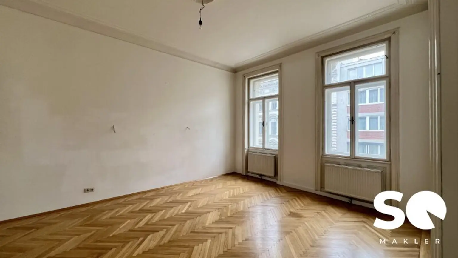 # SQ - CHARMANTE ALTBAUWOHNUNG IN EINEM GEPFLEGTEN ALTBAU -1080 WIEN