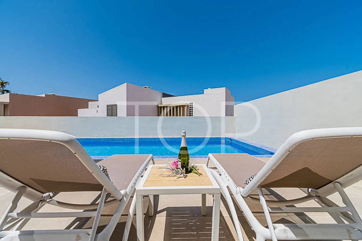 Villa-La-Caleta-Swimmingpool-Tenerife-4