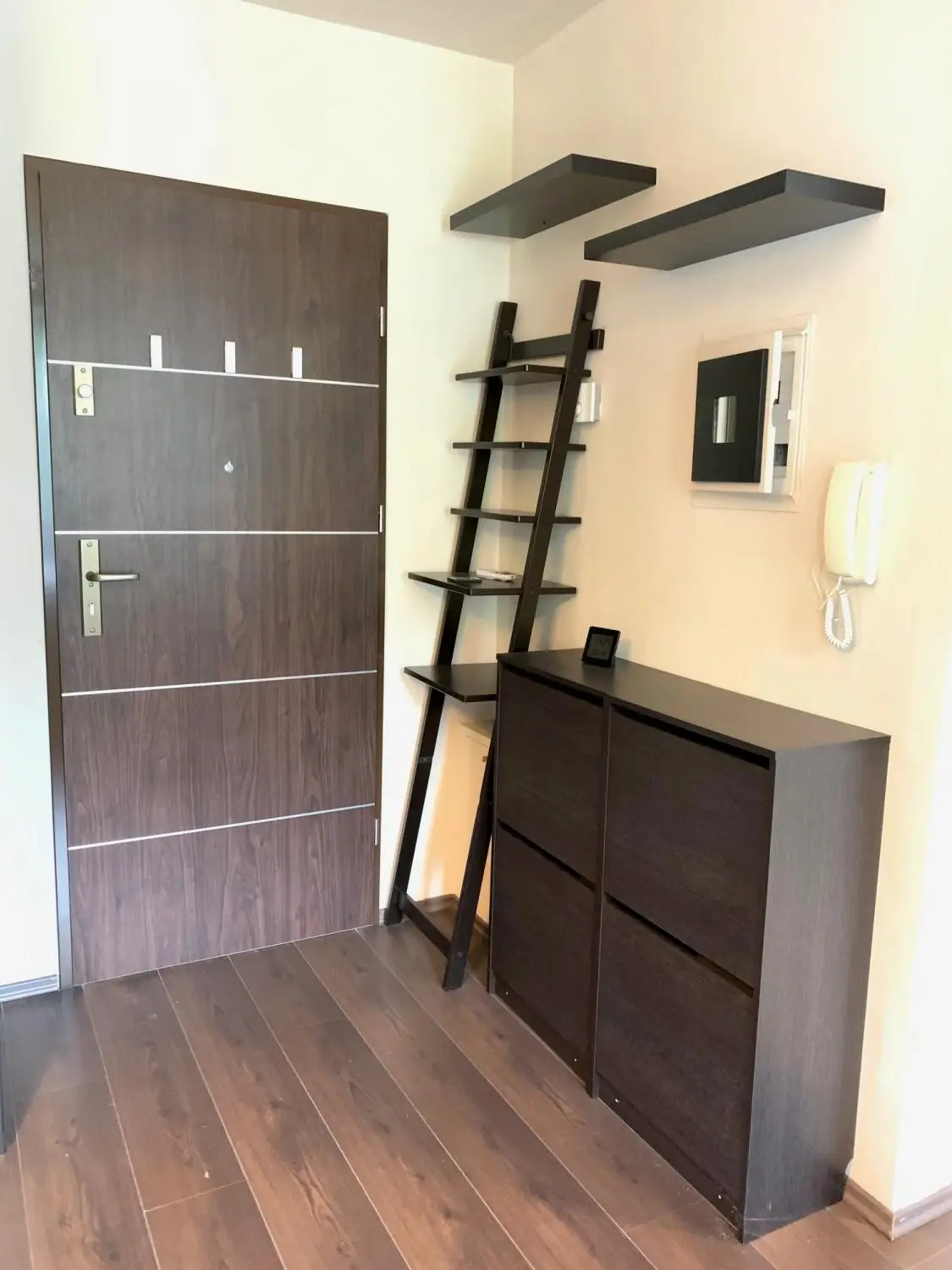 Charmante, vollmöblierte 1-Zimmer-Wohnung!