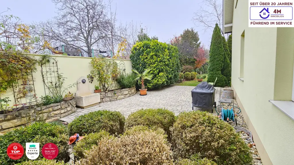 Exklusive Baumeister-Villa  (340 m²) mit PV-Anlage, Doppelgarage & großem Designergarten