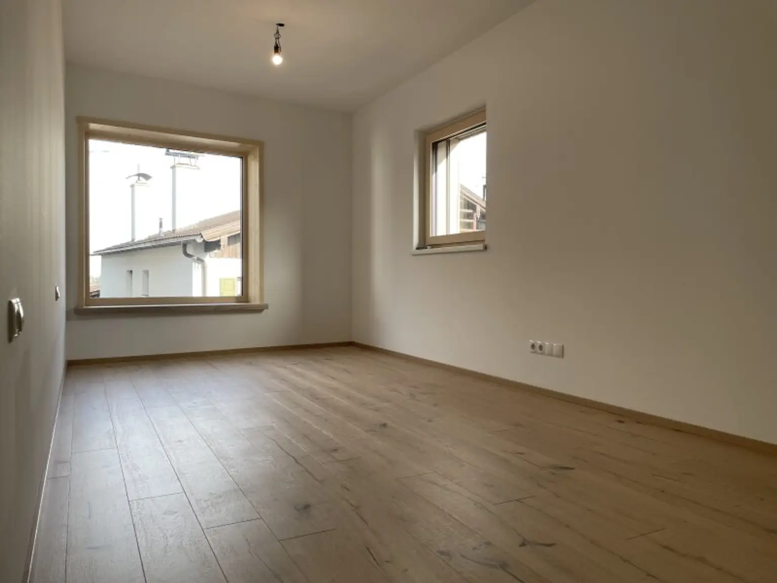 Moderne 4-Zimmer-Wohnung mit großzügiger Loggia