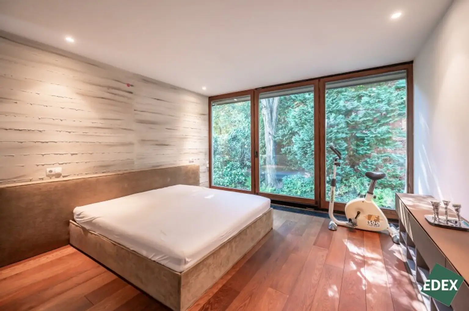 Ankommen, Aufatmen, Genießen - Villa mit Garten, Pool und Dachterrasse an den Weinbergen am Mauerer Berg