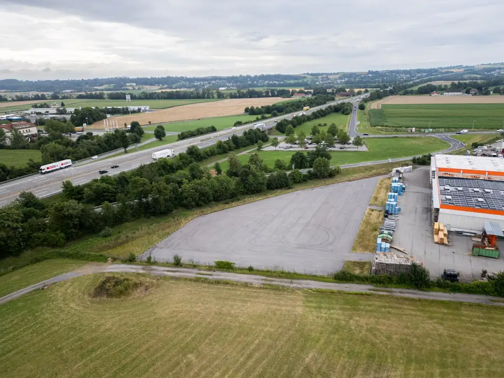 günstig und Direkt an der A1