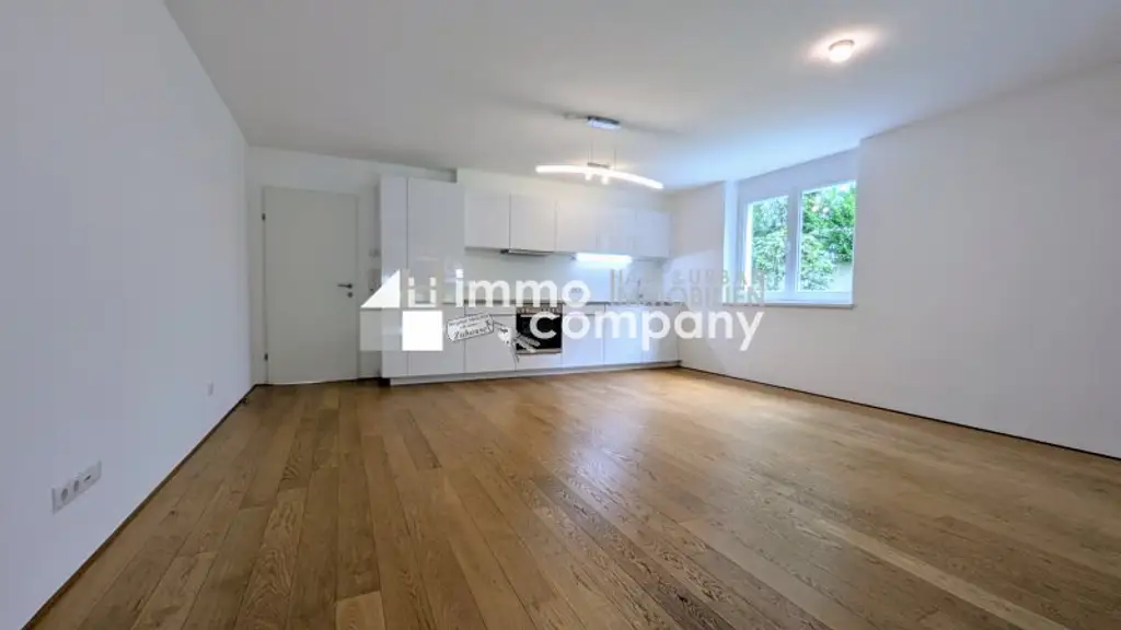 Moderne 3-Zimmer-EG-Wohnung mit Terrasse in zentraler Lage - inkl. TG-Stellplatz & Küche!