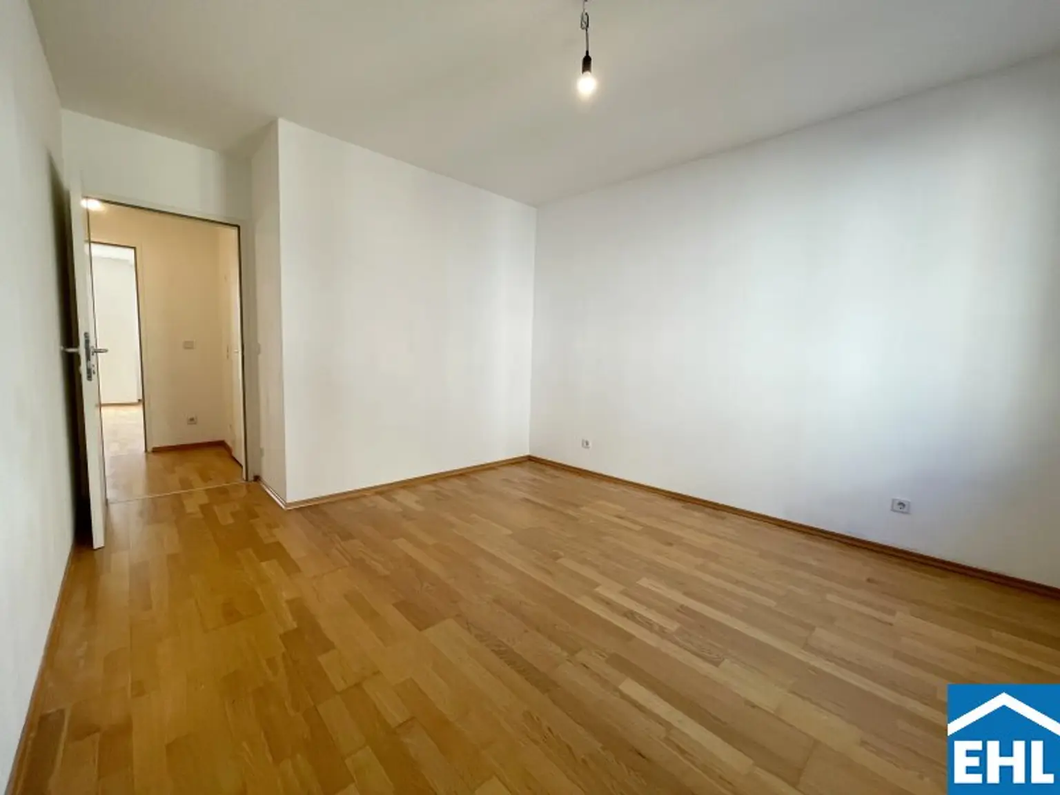 Schöne 3 Zimmerwohnung mit Balkon im 8. Wiener Gemeindebezirk