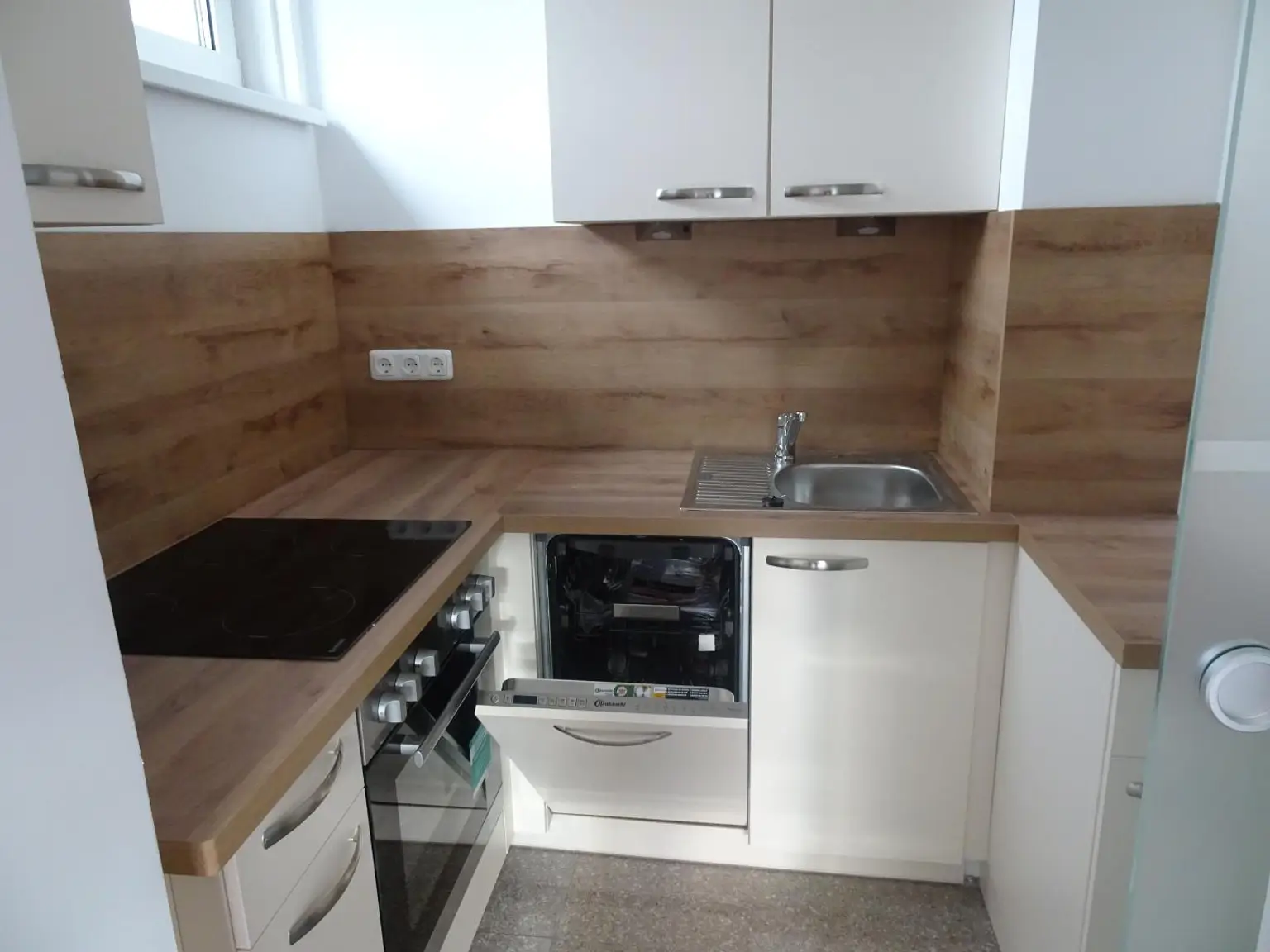 Sonnige 2,5-Zimmer-Wohnung mit Balkon und Mieter!