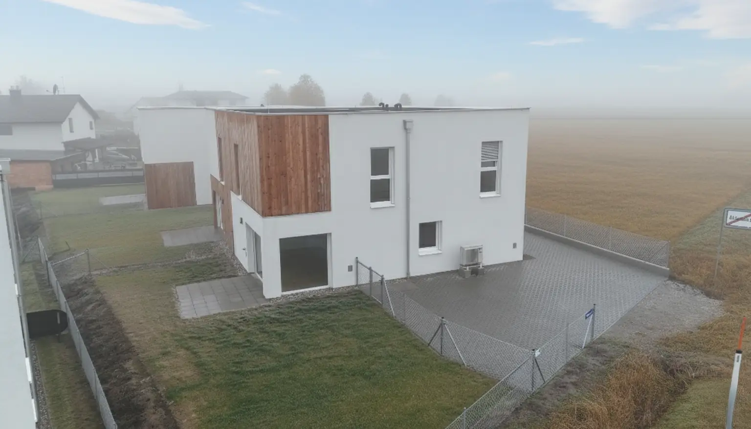 Haus 3 außen.png